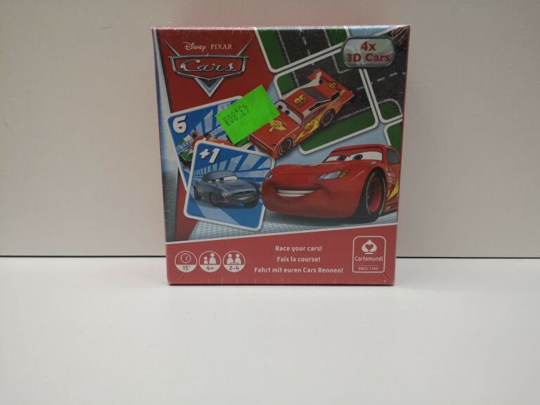 SAMOCHODY ZESTAW GIER DISNEY PIXAR CARS GAME BOX