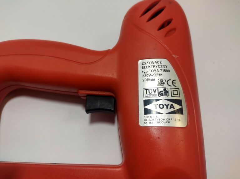 TOYA ZSZYWACZ ELEKTRYCZNY 71500
