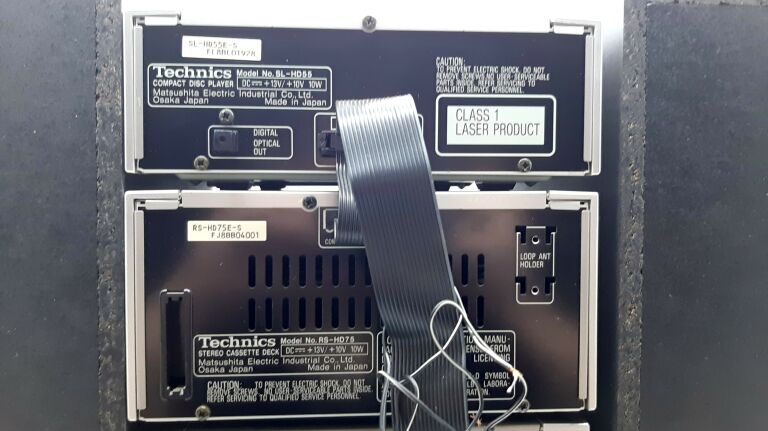 WIEŻA TECHNICS ZESTAW Z KOLUMNAMI