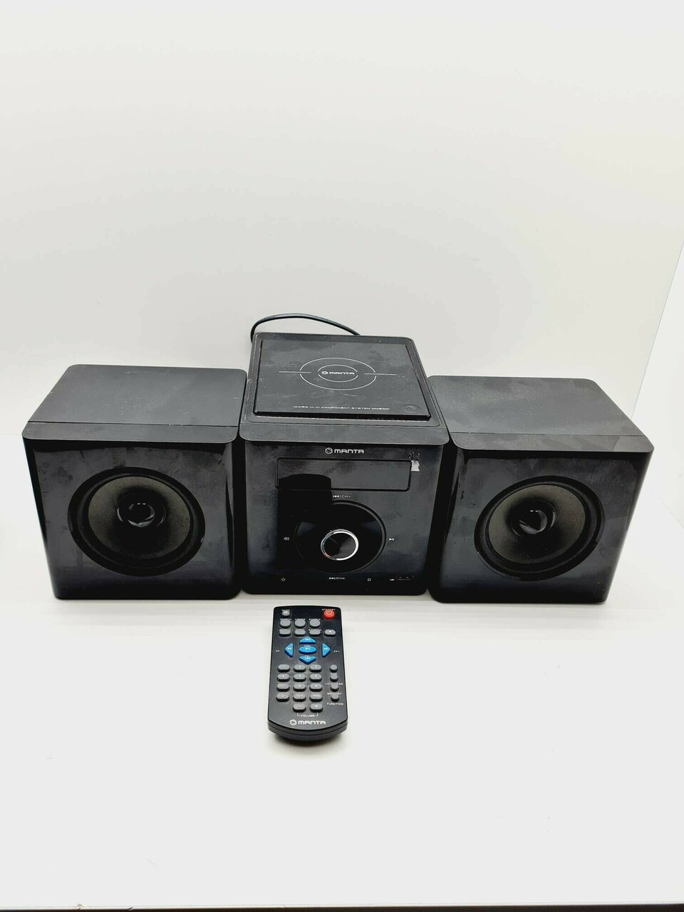 mini-wieza-manta-mms001-z-pilotem-stan-uzywany