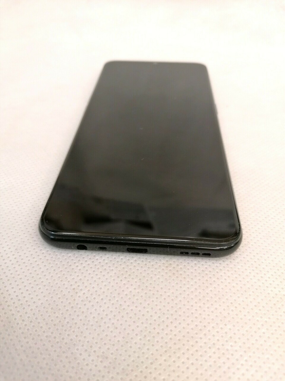 telefon-oppo-a31-brak-akcesoriow-kolor-czarny