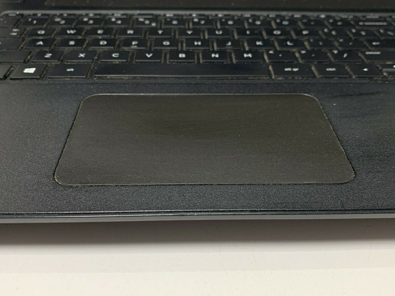 laptop-hp-17-p100nw-amd-e1-4500gb-kod-producenta-17-p100nw