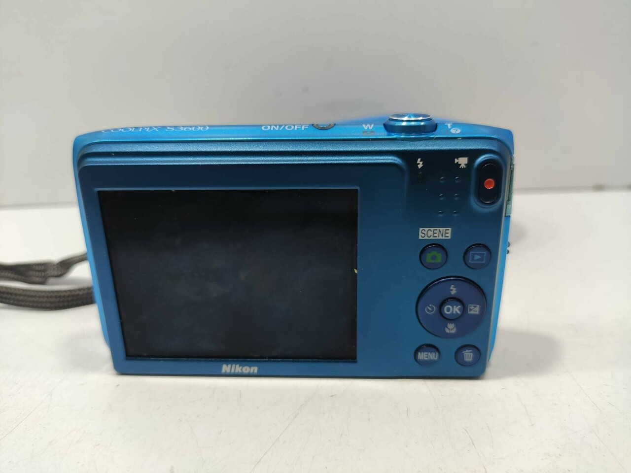 aparat-nikon-coolpix-s3600-etui-niebieskie-zoom-optyczny-8