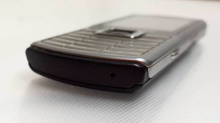 SAMSUNG S3310