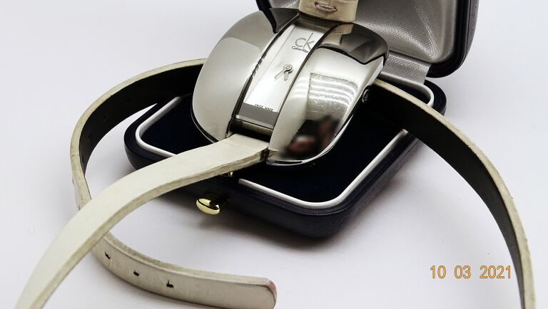 DAMSKI ZEGAREK CALVIN KLEIN SWISS MADE K2E231