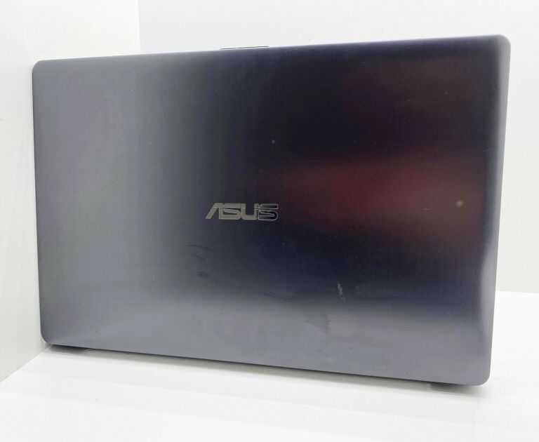 LAPTOP ASUS R553LN-XX136H I7-4500 1TB/4GB 840M