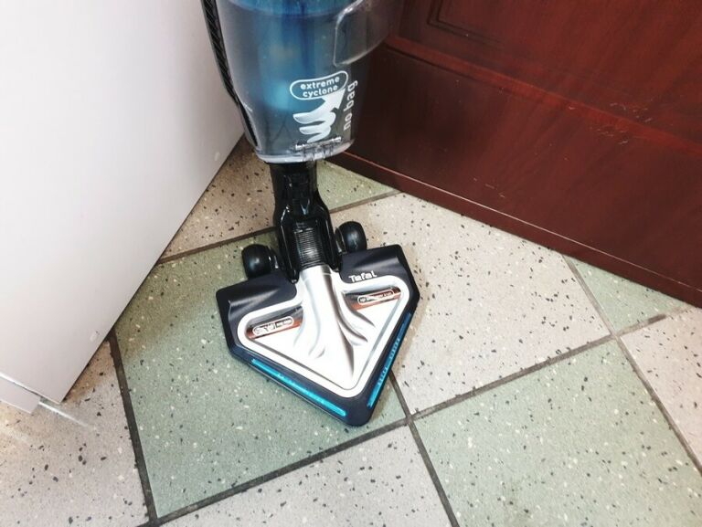 ODKURZACZ PIONOWY TEFAL AIR FORCE EXTREME TY8875R