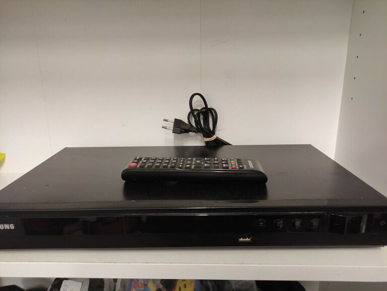 KINO DOMOWE SAMSUNG HT-E355