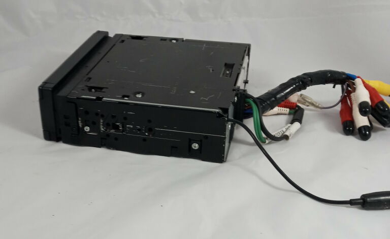 RADIOODTWARZACZ DVD JVC KD-AVX1