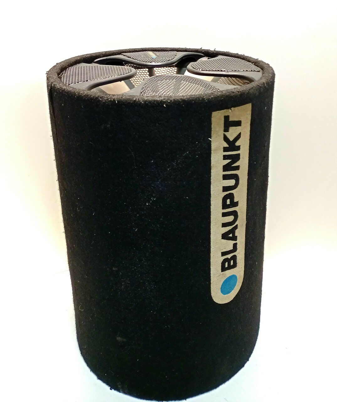 tuba-samochodowa-blaupunkt-gt-series-plac-obroncow-wybrzeza-8a3-puck