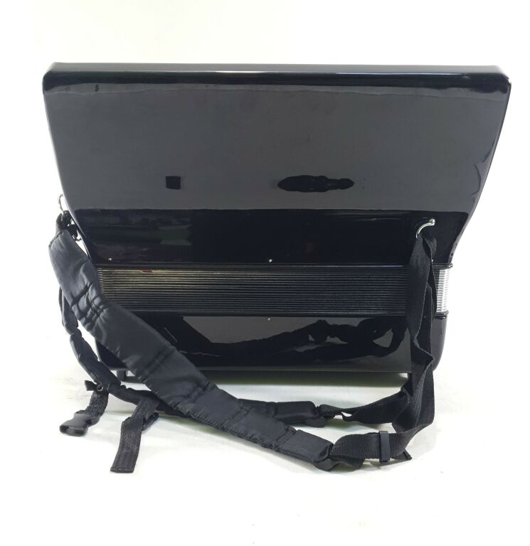 ŚWIETNY HOHNER BRAVO III 120 AKORDEON CZARNY