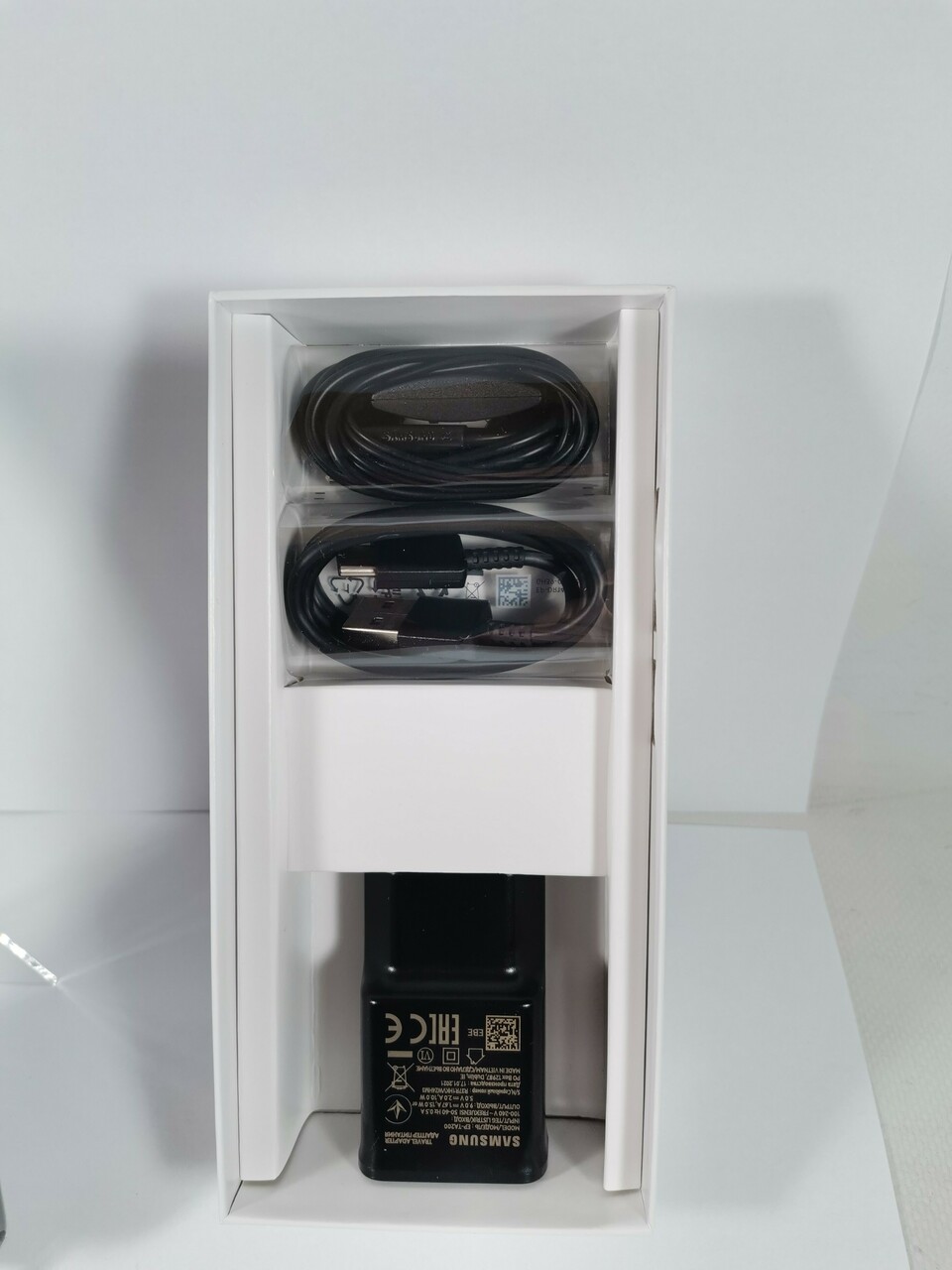 telefon-samsung-galaxy-a51-5g-opis-blokada-typ-smartfon