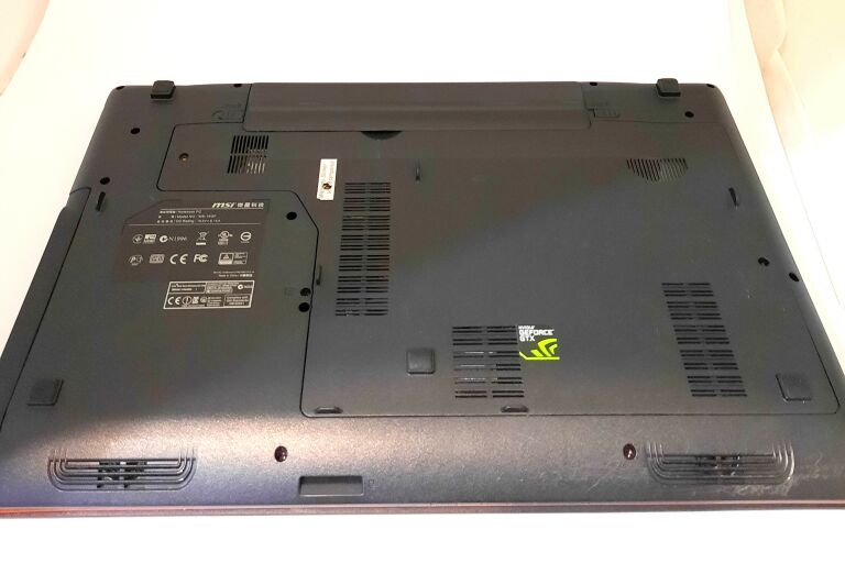 laptop-msi-ms-16gf-i712gb1tbwin10h-zasilacz-model-ms-16gf