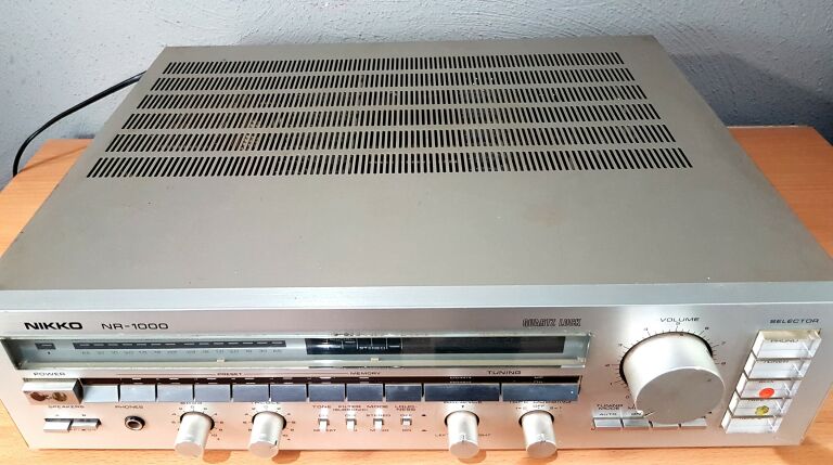AMPLITUNER NIKKO NR-1000 WZMACNIACZ