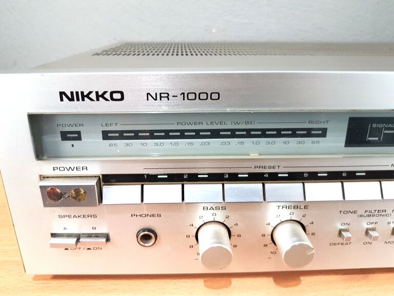 AMPLITUNER NIKKO NR-1000 WZMACNIACZ