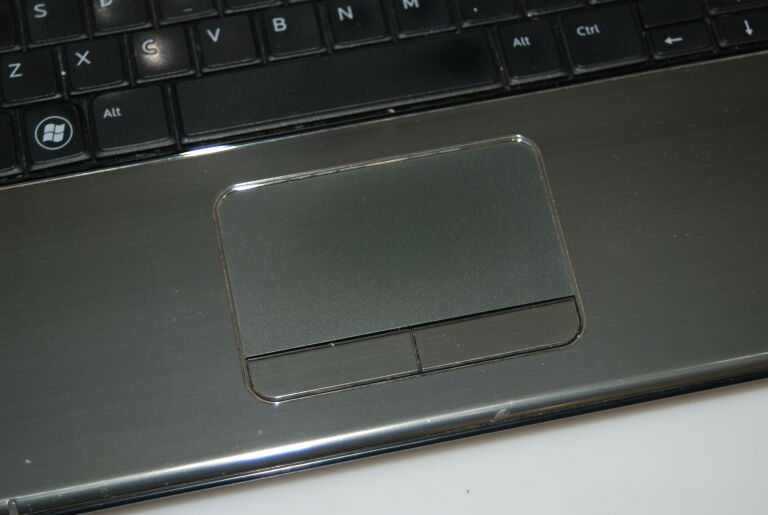DELL INSPIRON N5010 I5/4GB/500GB/ ---WYPRZEDAŻ---