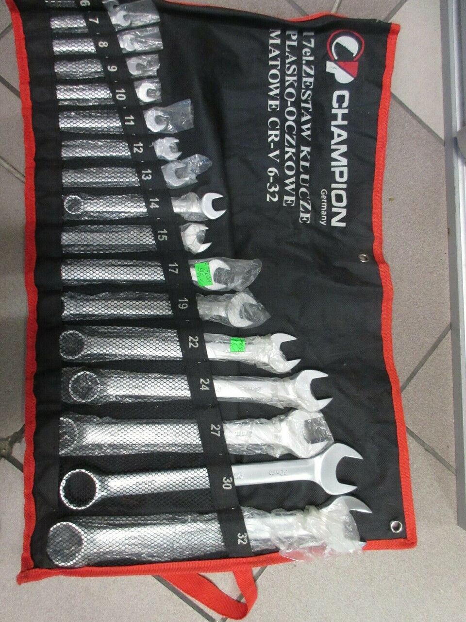 klucze-plasko-oczkowe-champion-cr-v-6-32-17-eleme-saturna-41-glogow