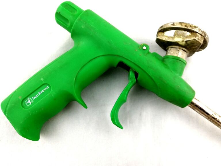 PISTOLET DO PIANKI GUN 135 DEN BRAVEN
