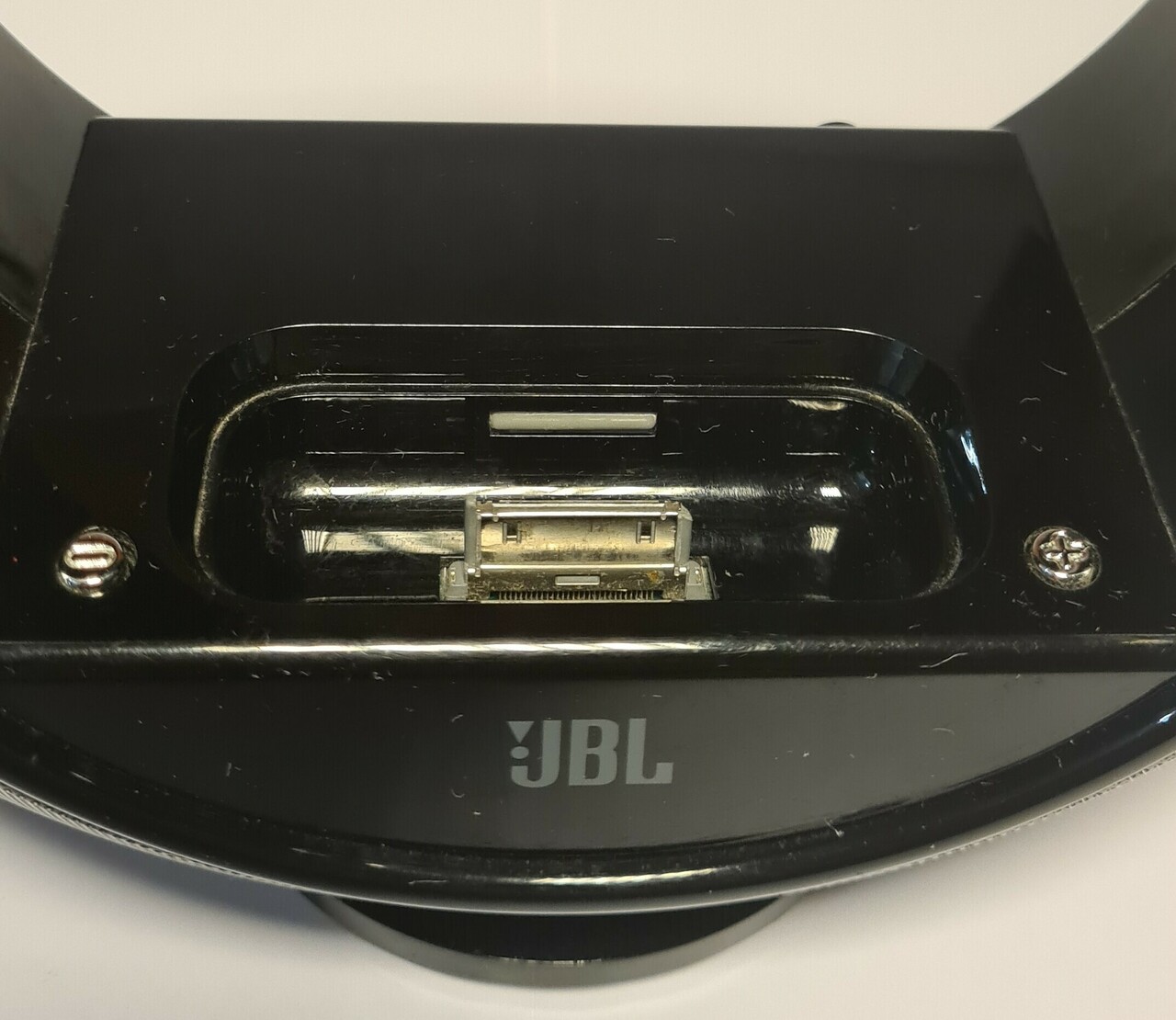 glosnik-stacja-dokujaca-jbl-radial-micro-zasilanie-akumulatorowe