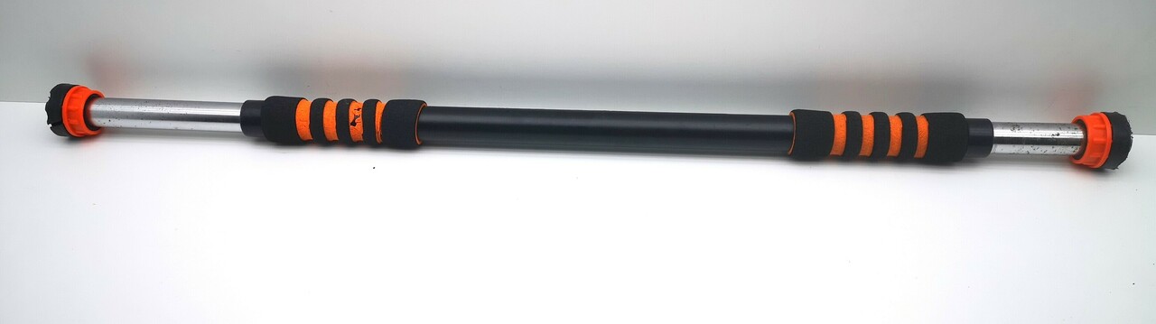 drazek-do-podciagania-sie-do-montazu-w-futrynie-rynek-16-katy-wroclawskie