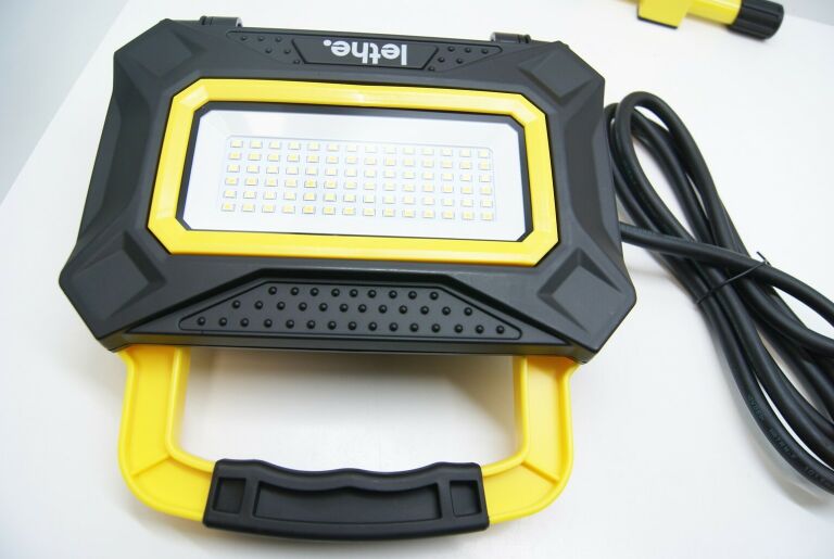 NAŚWIETLACZ LETHE LED 40W