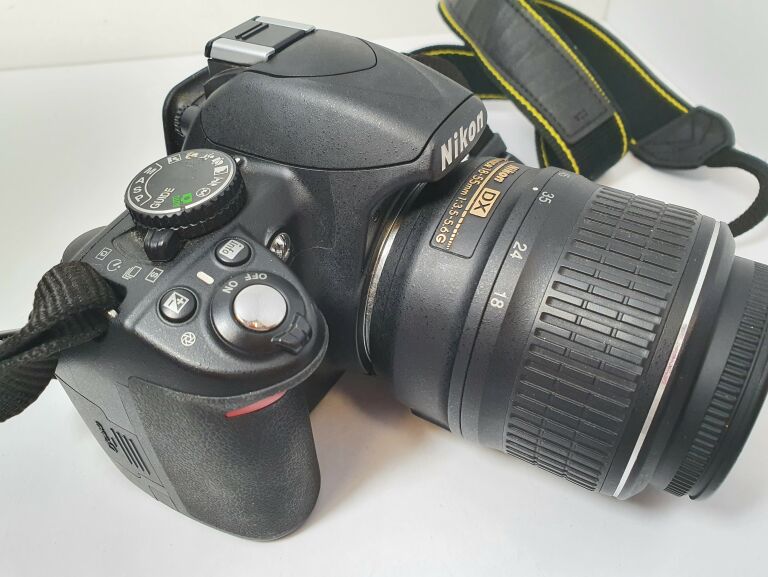 LUSTRZANKA NIKON D3100 PRZEBIEG 7843