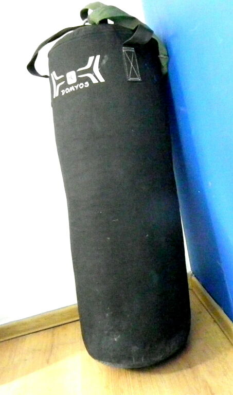 worek-bokserski-treningowy-domyos-decathlon-stan-uzywany