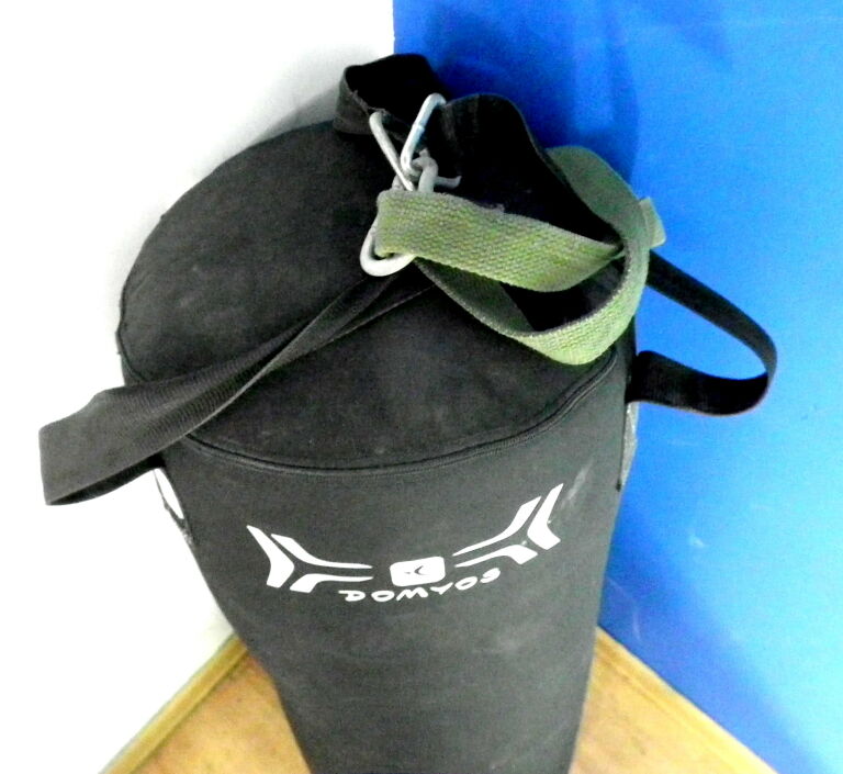 worek-bokserski-treningowy-domyos-decathlon-kod-producenta-0000