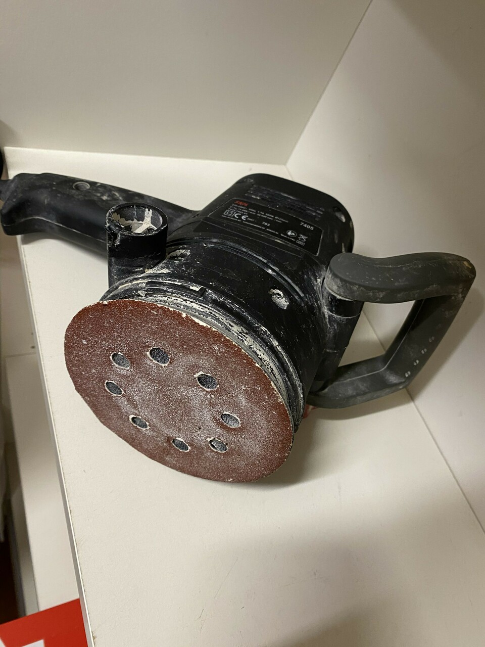 210301013-szlifierka-mimosrodowa-380w-7405-skil-marka-skil