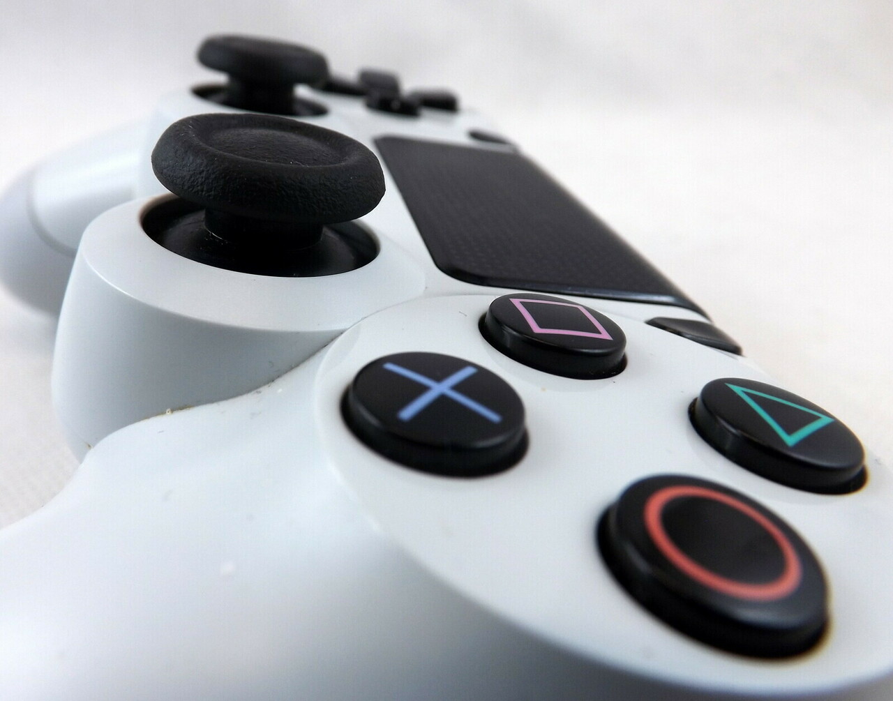 pad-ps4-ean-749789092553