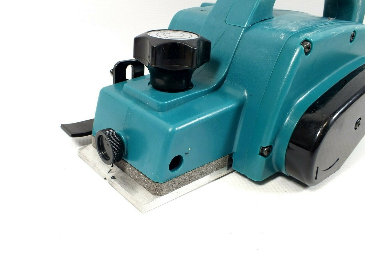 strug-makita-1923h-850w-glebokosc-strugania-23