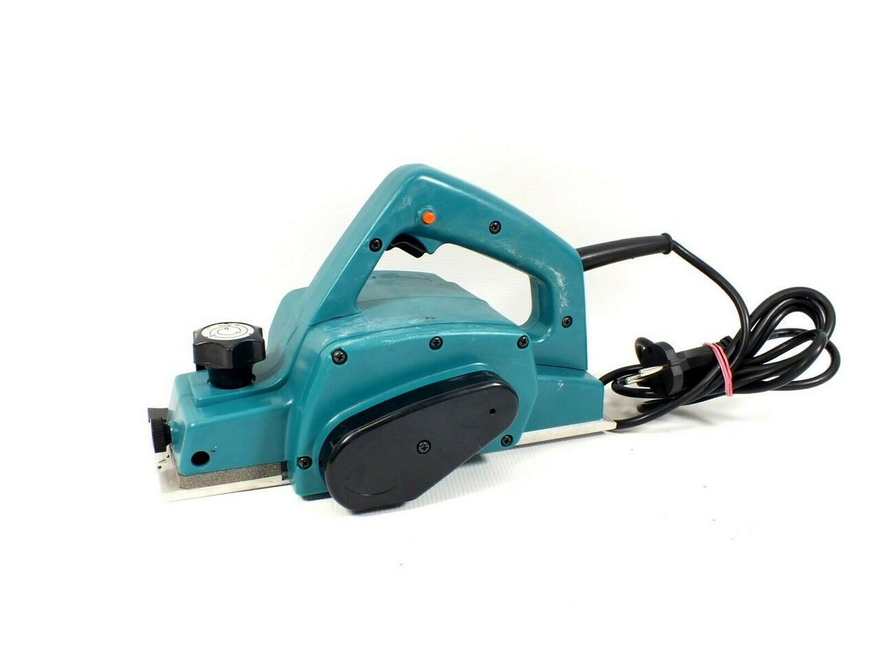 strug-makita-1923h-850w-grunwaldzka-25-elblag