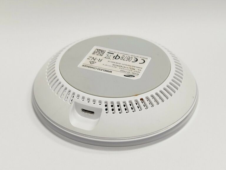 ladowarka-indukcyjna-samsung-marka-samsung