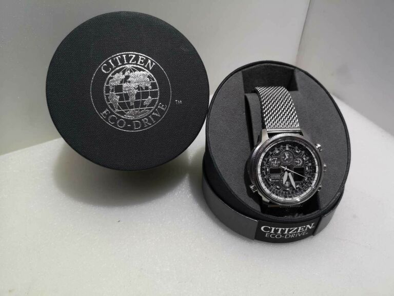 ZEGAREK CITIZEN NAVIHAWK ECO DRIVE JY8030-83E