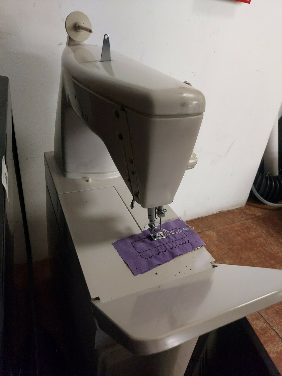 maszyna-do-szycia-singer-722-model-722