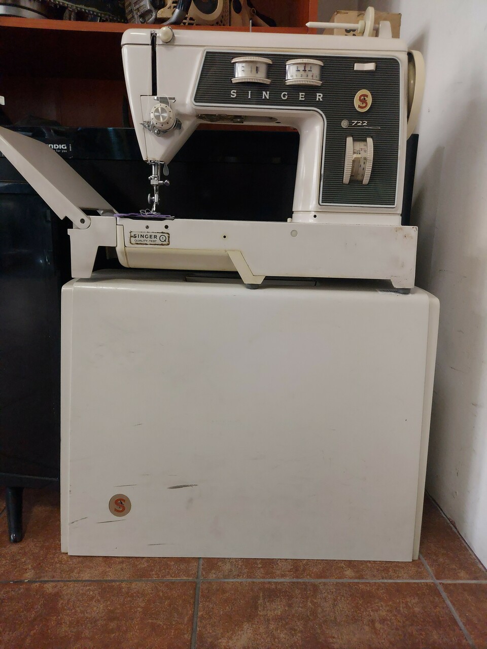 maszyna-do-szycia-singer-722-stan-uzywany