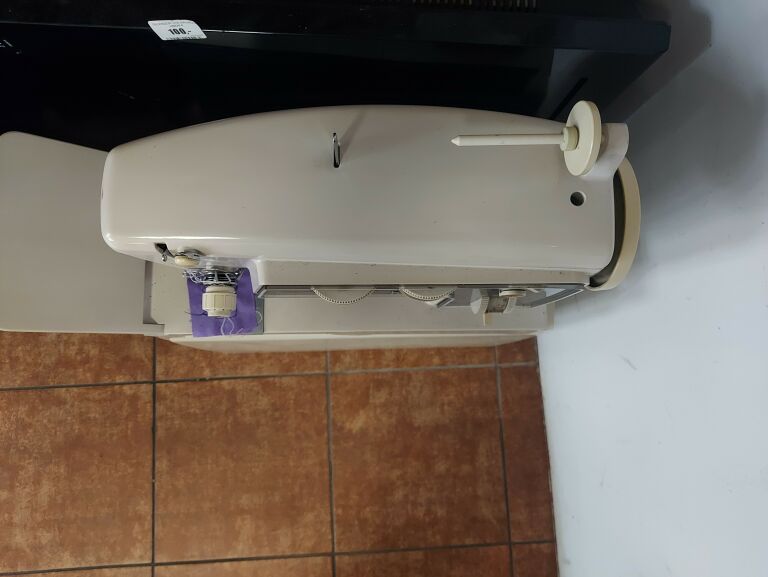 maszyna-do-szycia-singer-722-marka-singer