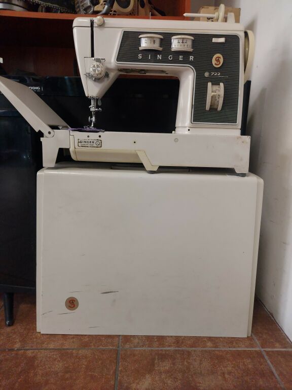 maszyna-do-szycia-singer-722-stan-uzywany