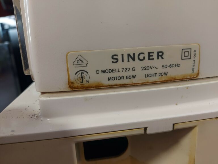maszyna-do-szycia-singer-722-liczba-sciegow-3