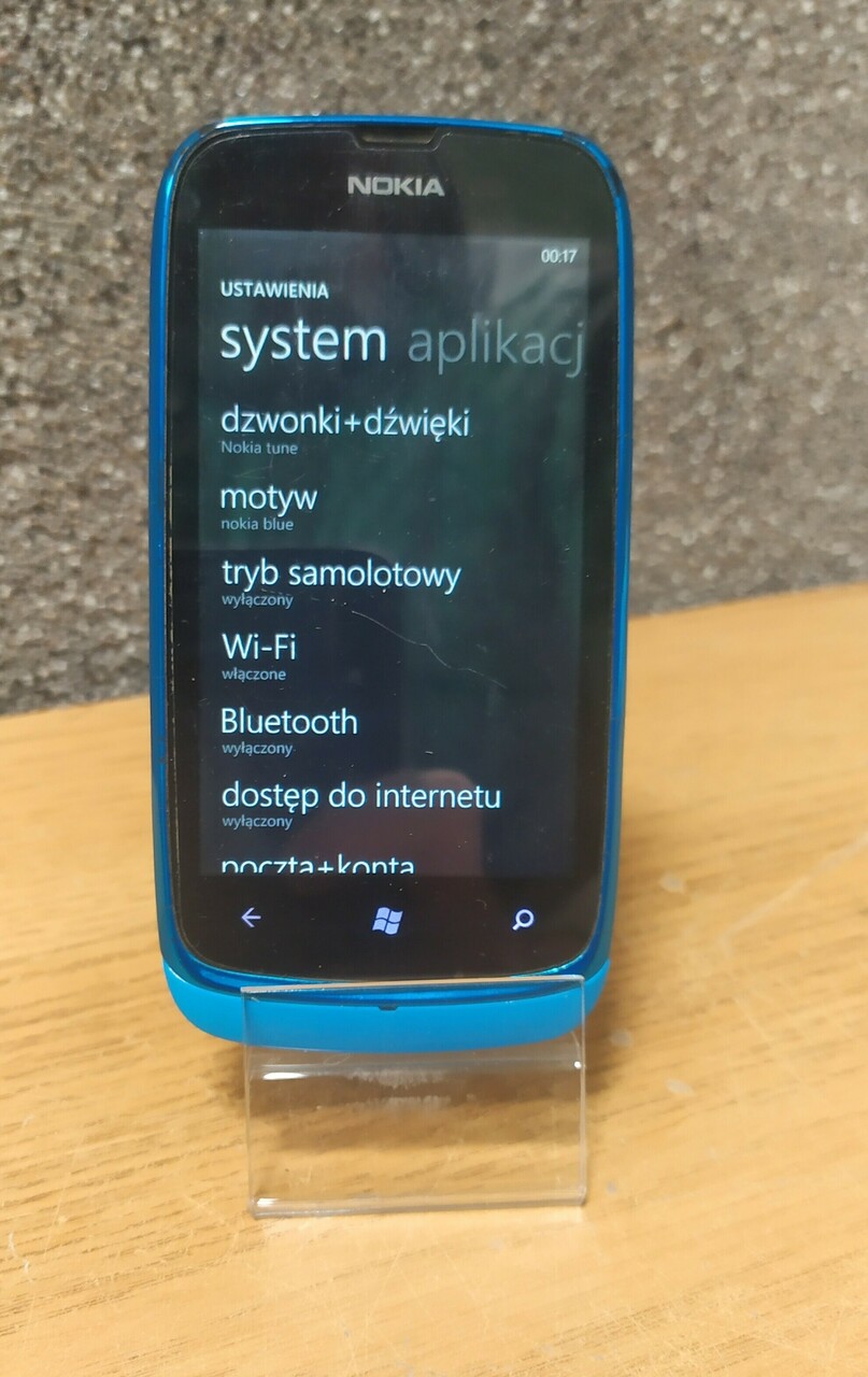 telefon-nokia-lumia-610-nie-laduje-stan-uszkodzony