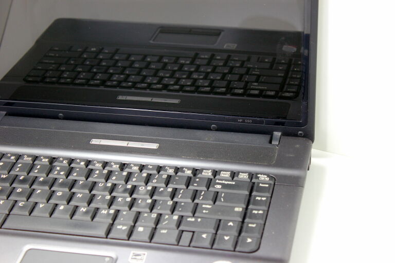 laptop-hp-550-stan-uzywany