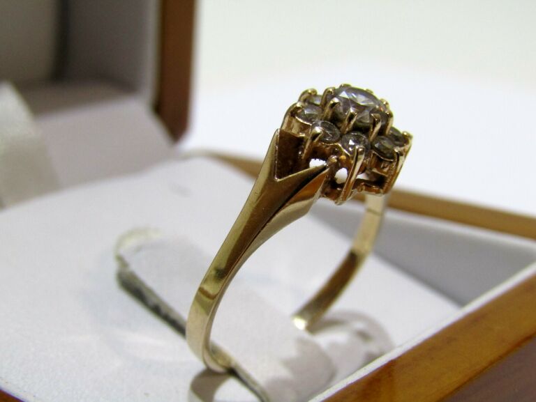 piekny-pierscionek-rozowe-zloto-585-cyrkonie-ean-gtin-5905868206906