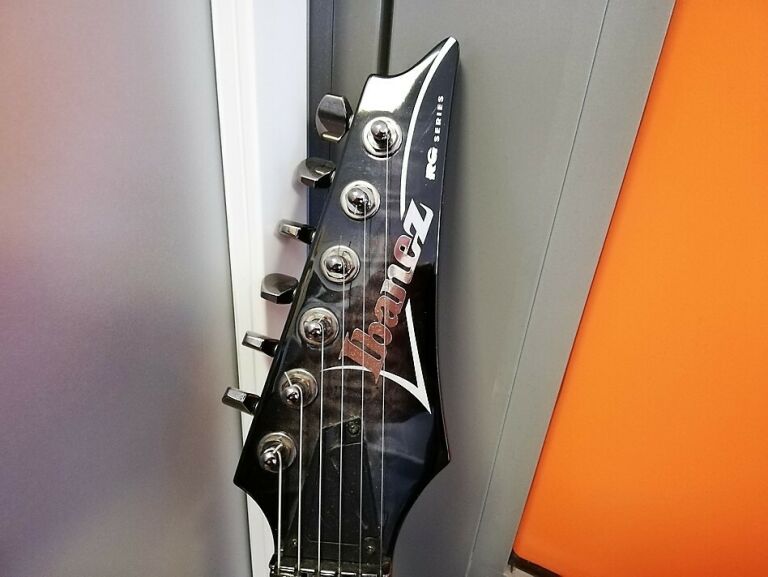 GITARA ELEKTRYCZNA IBANEZ RGA 72 TQMZ