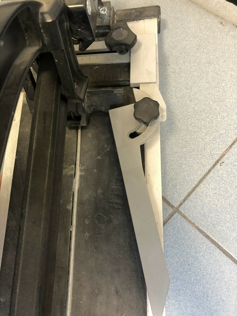 przecinarka-do-glazury-lux-tools-398498-80-cm-rodzaj-pila-reczna