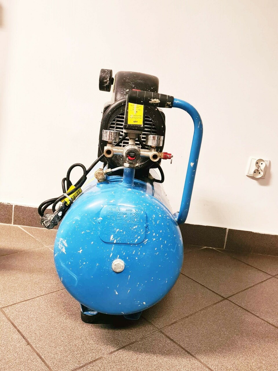 kompresor-sprezarka-specair-50l-waz-pistolet-gw-product-id