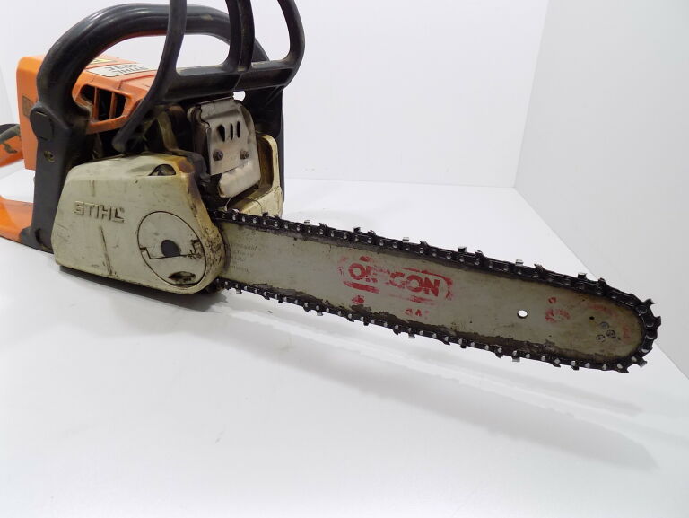 DOCENIONA PIŁA PILARKA SPALINOWA STIHL 023C