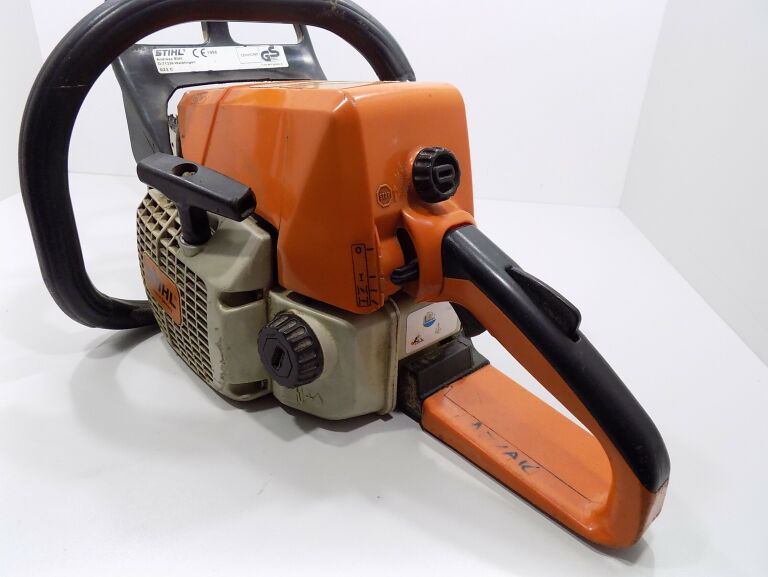 DOCENIONA PIŁA PILARKA SPALINOWA STIHL 023C