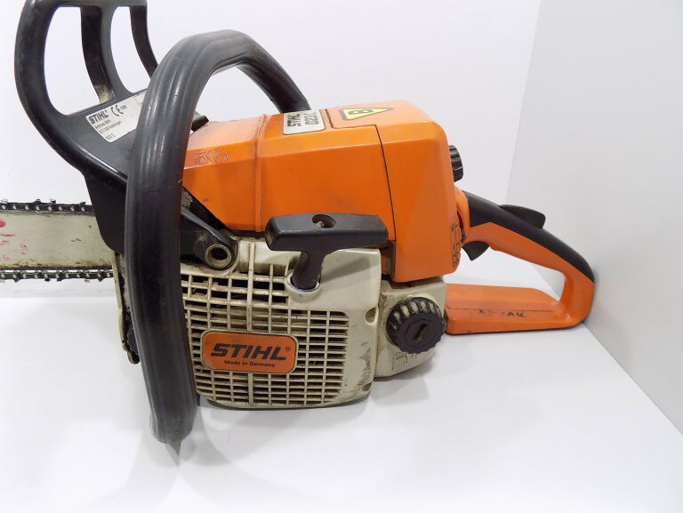 DOCENIONA PIŁA PILARKA SPALINOWA STIHL 023C