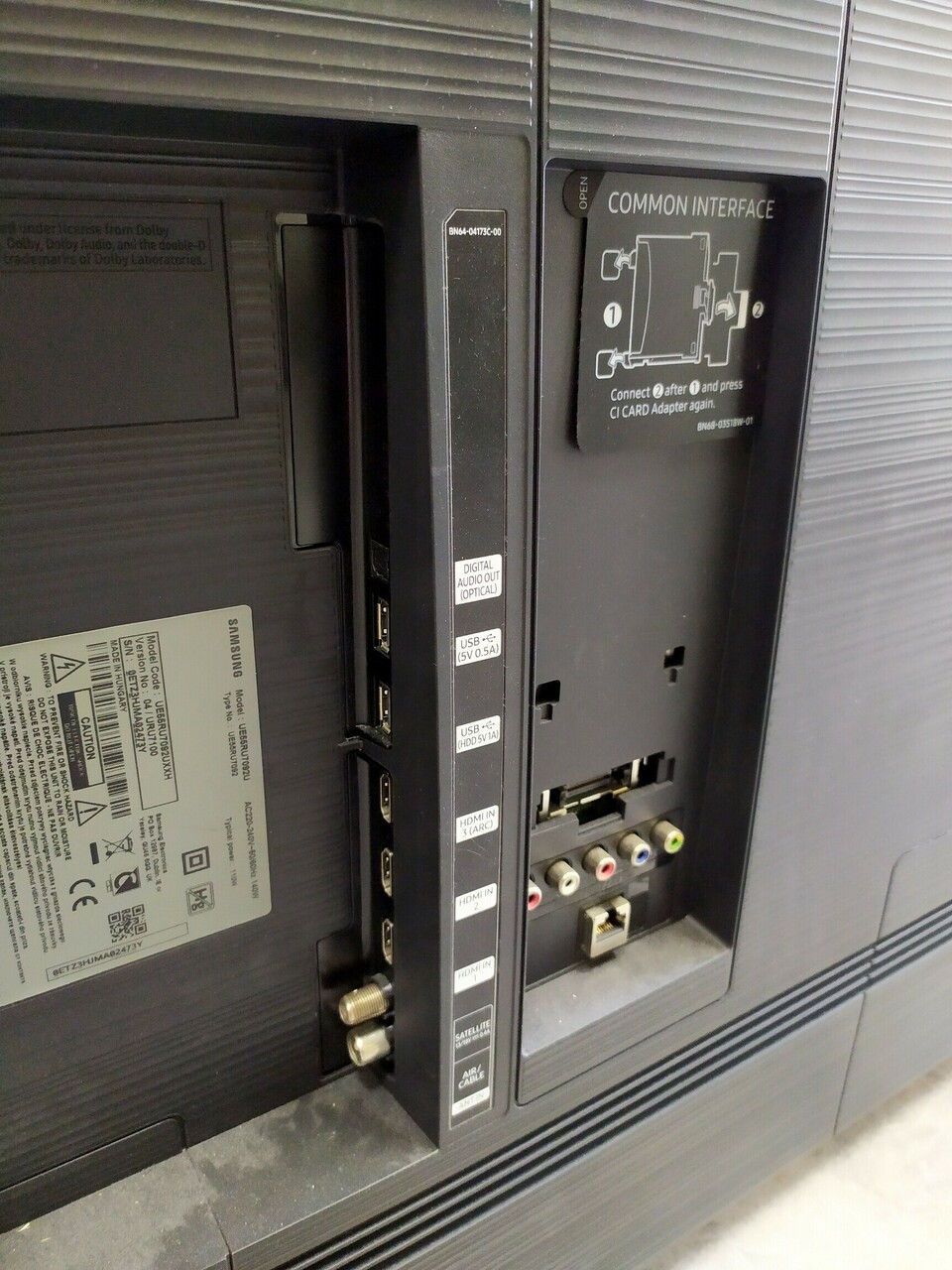 telewizor-55-samsung-ue55ru7092-uhd-4k-smart-tv-model-samsung-55ru7092