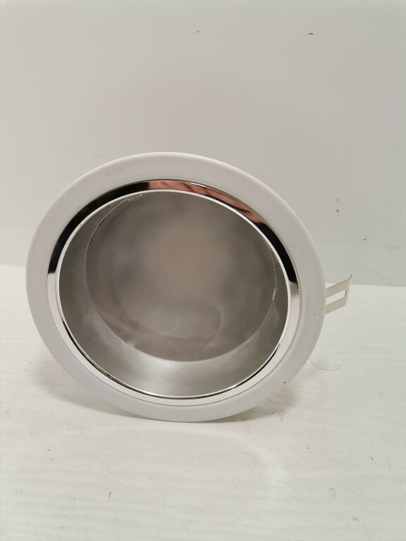 oprawa-oswietleniowa-canos-190-led-osiedle-kombatantow-7c-krakow